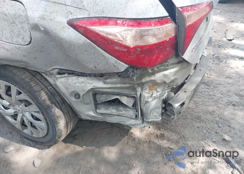 2018 Toyota Corolla Le из США, поврежденный, VIN 5YFBURHE7JP812470